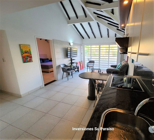 Imagen 17 de 29 de Precioso Y Acogedor Apartamento En Alquiler De Vacaciones Frente A La Playa Y A Pocos Pasos Del Club De Playa Del Hotel Tibisay Isla Margarita