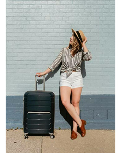 Samsonite Freeform Hardside Spinner 24, Navy
