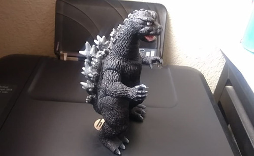2007 Toho Bandai Godzilla Vinyl No Tail Figure 18 Cms (Usado)