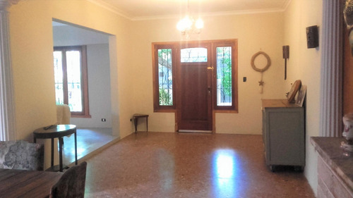 Imagen 4 de 19 de Casa En Venta En La Mejor Zona Residencial