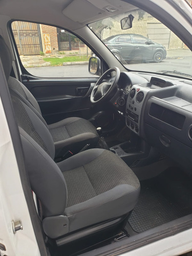 Peugeot Partner 1.4 Furgon Confort Airbag