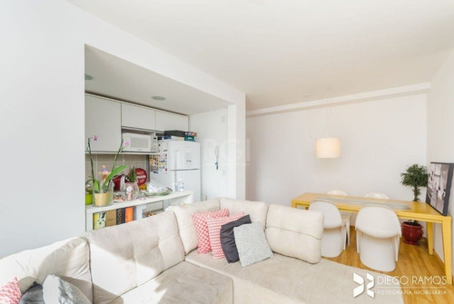 Apartamento Em Jardim Carvalho Com 2 Dormitórios - El56357611