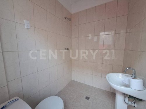 Casa En Renta Con Local Comercial En San Martín Azcatepec, Tecámac.