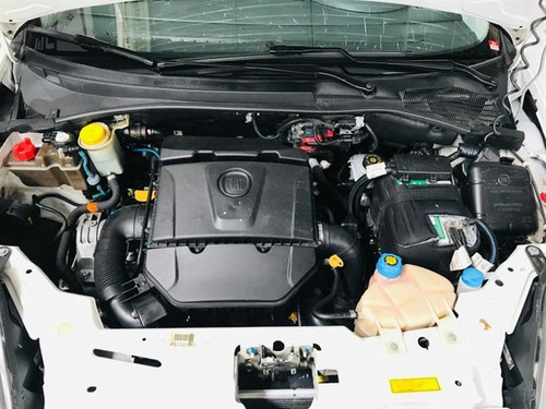 Fiat Punto Essence 1.6 16v (flex) Flex Manual