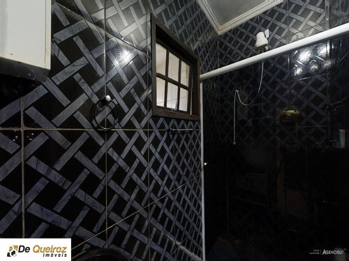 Imagem 17 de 20 de Casa Que Conta Com 90m2 De Área Construída. A Casa Possui Um Living Aconchegante, Com Belos Acabamentos, Principalmente No Teto. O Living Leva Ao Prim - A13930 - 69801408