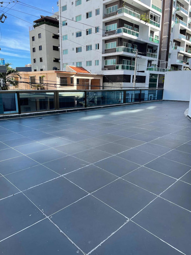 Naco Apartamento Con Magnífica Terraza Y Área Social