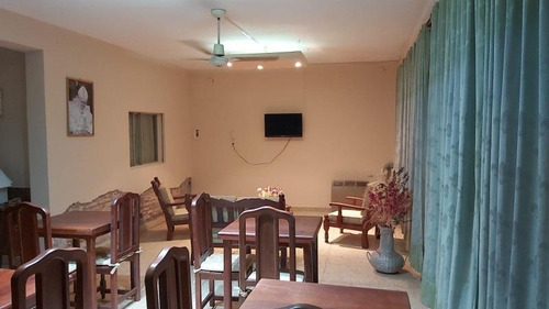 Hotel En Venta - 12 Dormitorios 12 Baños - 204mts2 - Termas De Rio Hondo