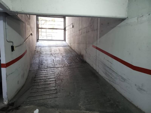 Imagen 2 de 7 de Se Venden Cocheras Dobles En Microcentro.