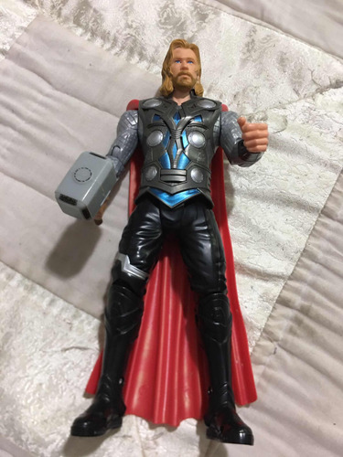 Marvel Thor Lightning Power Figura De Acción. 25 Cm Sonidos