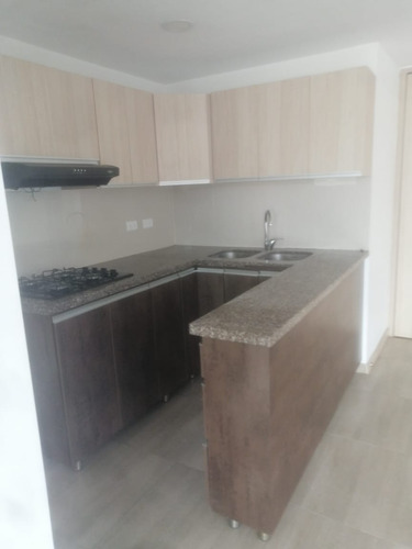 Venta De Apartamento En Los Rosales, Manizales