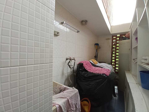 Imagen 22 de 30 de Se Vende Apartamento Actualizado 230 M² 6h/5b/2p Santa Marta