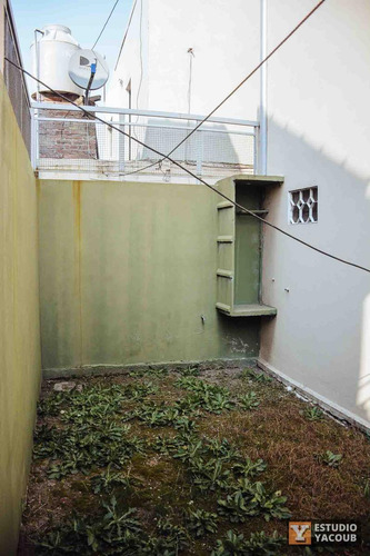 Dúplex En Venta - 2 Dormitorios 2 Baños - Cochera - 215mts2 - San Carlos, La Plata