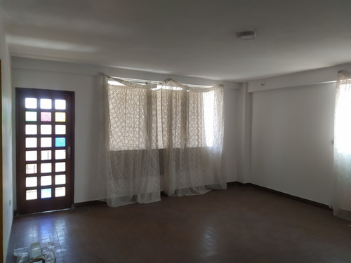 Imagen 9 de 15 de Edificio Dorsogna Centro Puerto La Cruz