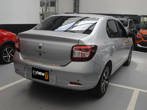 Renault Logan Privilege Mt