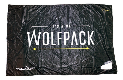 Imagen 1 de 3 de Bandera Frequencerz Wolfpack