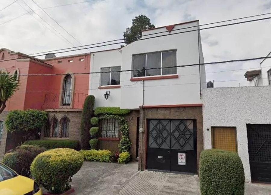 Casa En Venta En Remate Bancario Calle Oasis, Colonia Claveria, Alcaldía Azcapotzalco, Cdmx