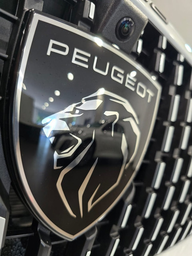 Peugeot 2008 1.0T Gt