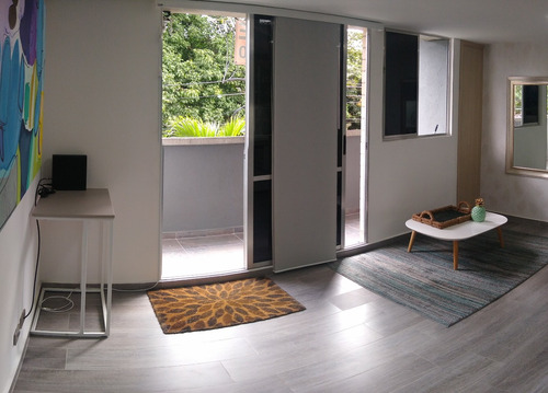 Imagen 1 de 14 de Amoblado Y Con Cuarto Útil, Apartaestudio En Calasanz