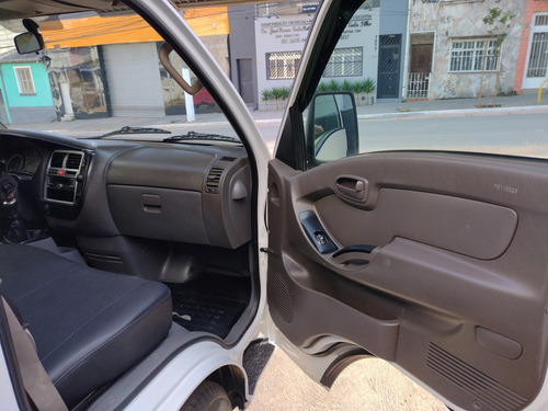 Hyundai HR 2.5 Hd Cab. Curta S/ Carroceria Tci 2p