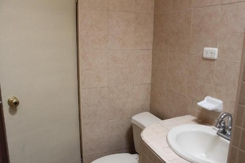 Se Venden Departamentos Con Local Comercial En Junta De Los Ríos.