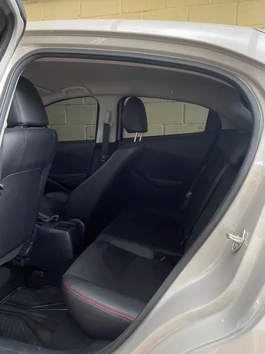 Mazda 2 Grand Touring Lx Carbon Edition