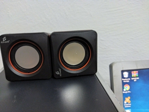 Compu Barata Para Clases En Linea Con Camara Y Bocinas 4 Ram (Usado)