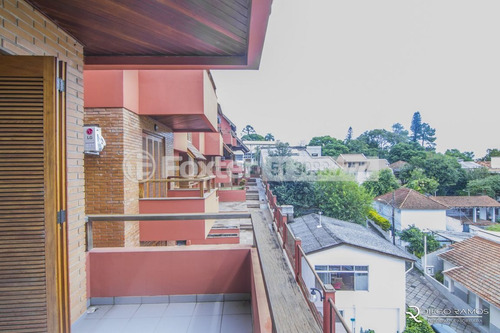 Casa Em Condomínio, 3 Dormitórios, 460.61 M², Menino Deus - 131790