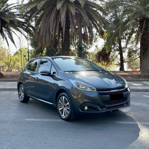 Imagen 6 de 10 de Peugeot 208 1.6 5ptas Feline 115cv