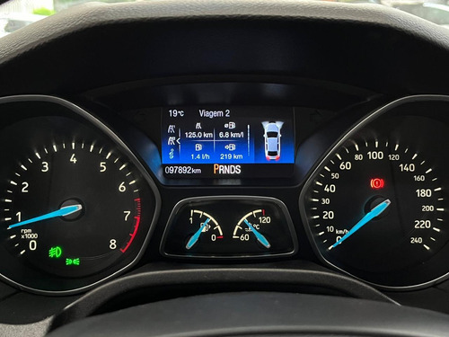 Ford Focus 2.0 Titanium Flex Powershift 5p