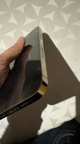 Real iPhone 14 Pro Max Usado X Snoop Dogg En The Underdoggs (Usado)