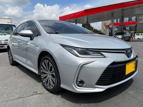 Toyota Corolla 1.8cc Hibrido At Aa 4x2