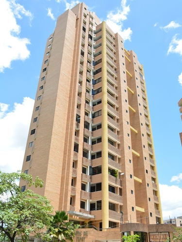 Imagen 13 de 16 de Gabriela Giron Alquila Apartamento En Las Chimeneas Valencia