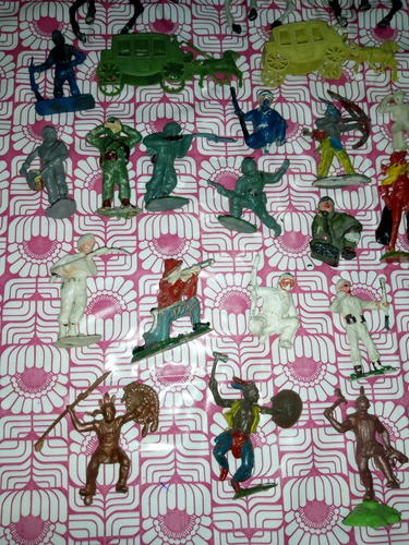 Antiguos Indios,soldados Y Caballos De Plastico