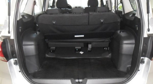 Imagen 12 de 15 de Suv Chevrolet Spin 1.8 Nafta Lt Manual 5 Asientos 105cv Ep