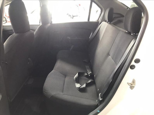 Imagem 10 de 12 de Renault Logan 1.0 12v Sce Authentique