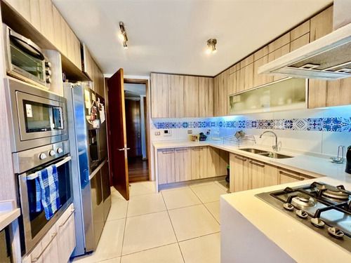 Departamento En Venta De 3 Dorm. En Lo Barnechea