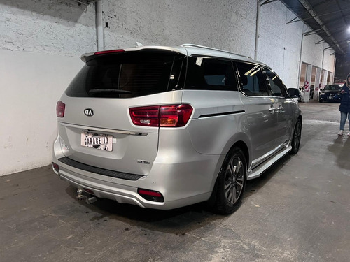 Kia Carnival 2.2 Crdi Ex Premium Avn