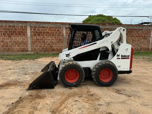 Minicargador Bobcat S530