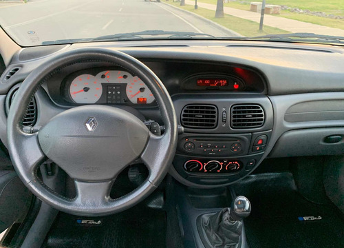 Renault Megane 1.6 16v