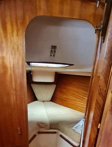 Roy 26 - Volvo Penta Diesel 13 Hp