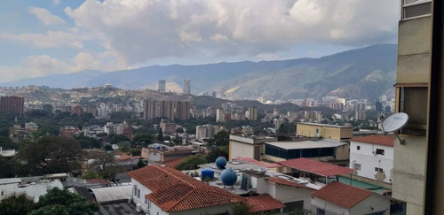 Imagen 6 de 14 de Apartamento En Venta Duplex Con Vista Al Avila