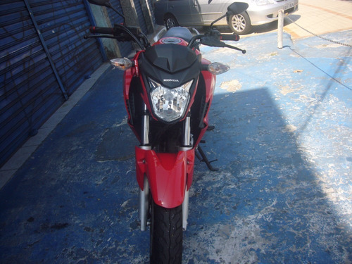 Honda Cb 250 Twister Vermelha Com Abs Troca Financia Cartao