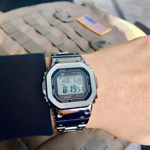 Relógio Casio G-Shock Digital GMW-B5000D-1DR Aço Inox Solar