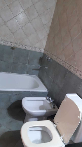 Imagen 9 de 14 de Venta Departamento En Ramos Mejía Con Cochera Y Baulera