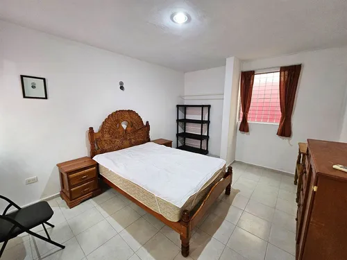 Casa En Renta De 1 Planta Con 3 Recámaras, Amueblada En Ciudad Caucel
