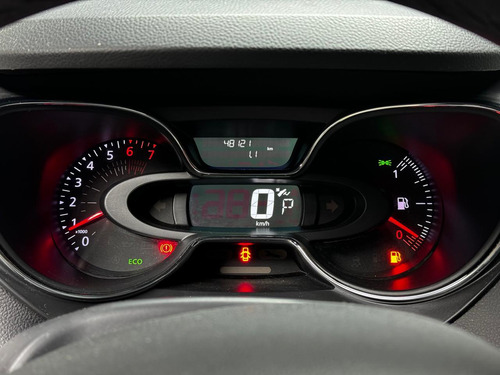 Renault Captur 2.0 Iconic At