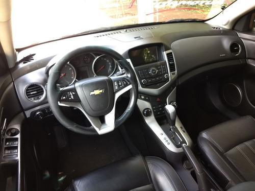 Imagem 6 de 10 de Chevrolet Cruze 1.8 Lt 16v Sedan