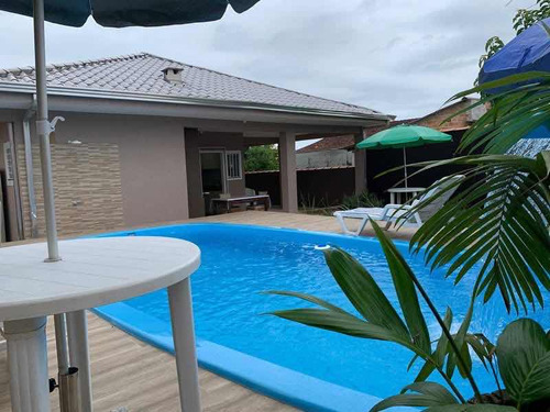 Casa Linda E Aconchegante Com Piscina No Litoral Do Paraná