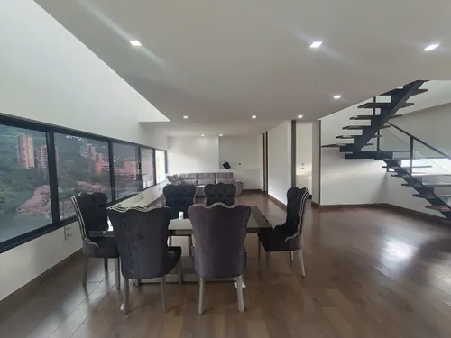 Apartamento En Arriendo Ubicado En El Poblado Sector San Lucas (27093).