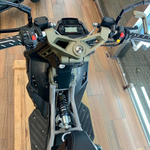 Imagen 13 de 22 de Moto Scooter Italjet Dragster 200cc Abs Italiana 135km/h